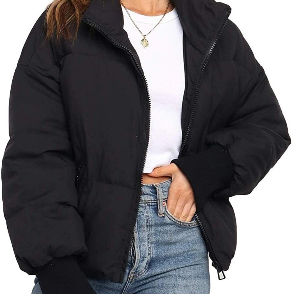 Black Cropped Puffer Jacket (NEW)